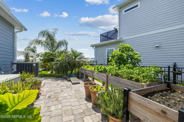 $774,999 | 560 Rum Runner Way, St. Johns, FL 32259