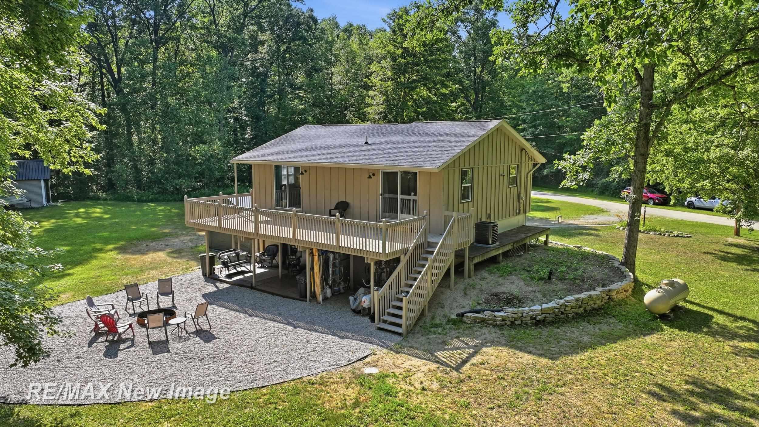 133 North Magruder Road Shepherd, MI 48883 - Photo 23 of 32
