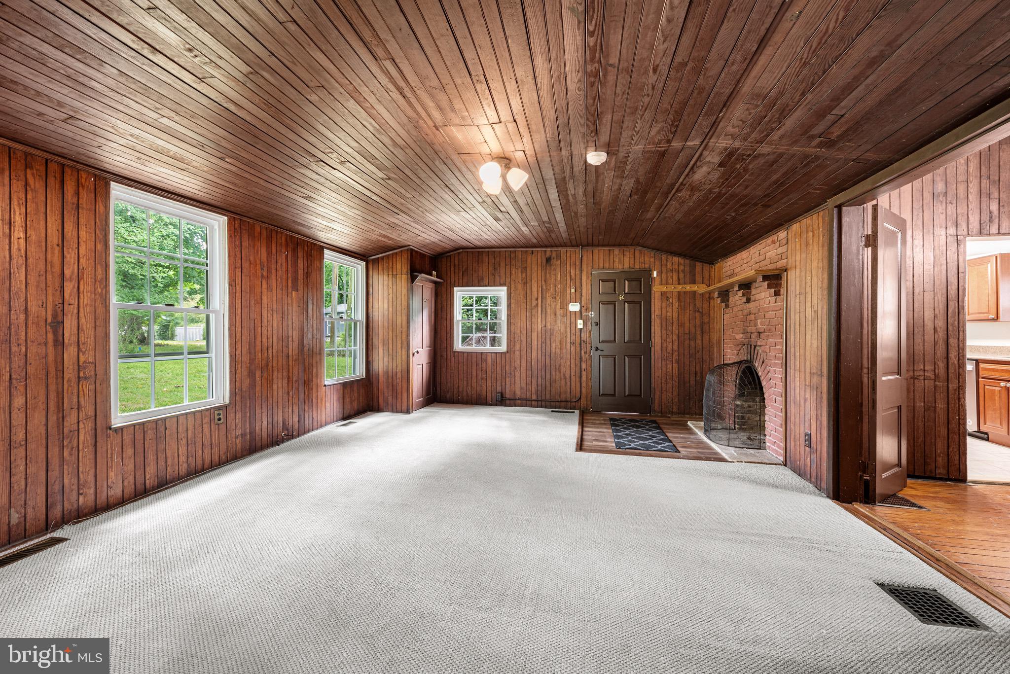 6204 Gernand Road Baltimore, MD 21209 - Photo 5 of 19