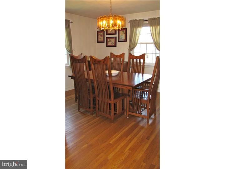 1528 Brierwood Road Havertown, PA 19083 - Photo 7 of 25 Dining Room