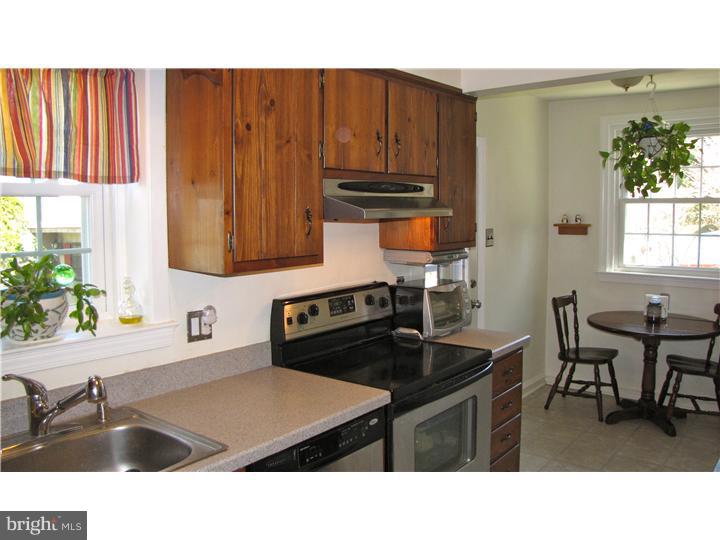 1528 Brierwood Road Havertown, PA 19083 - Photo 9 of 25 Kitchen