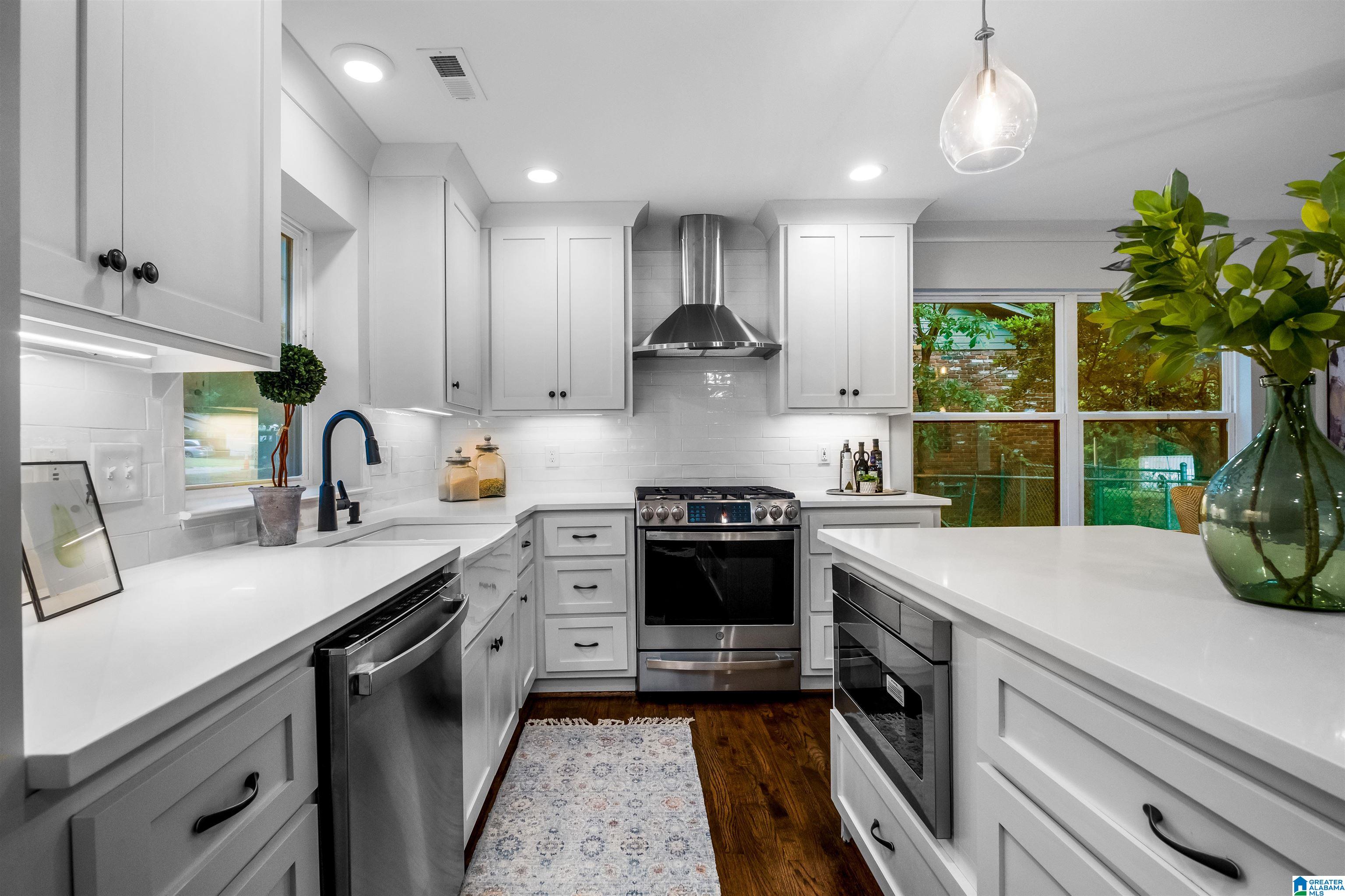 3968 Kyle Lane Birmingham, AL 35243 - Photo 4 of 29
