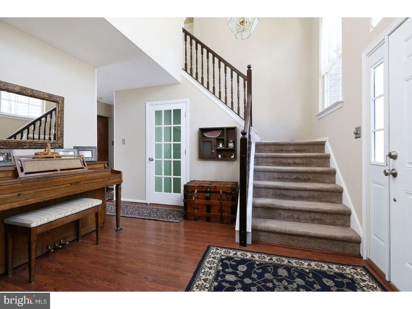 8 Cowpath Court Sicklerville, NJ 08081 - Photo 3 of 18 Gallery Image 3