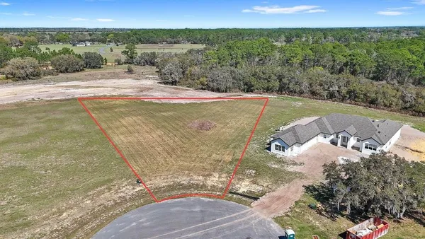 $265,000 | 38361 Lake Meadow, Umatilla, FL 32784