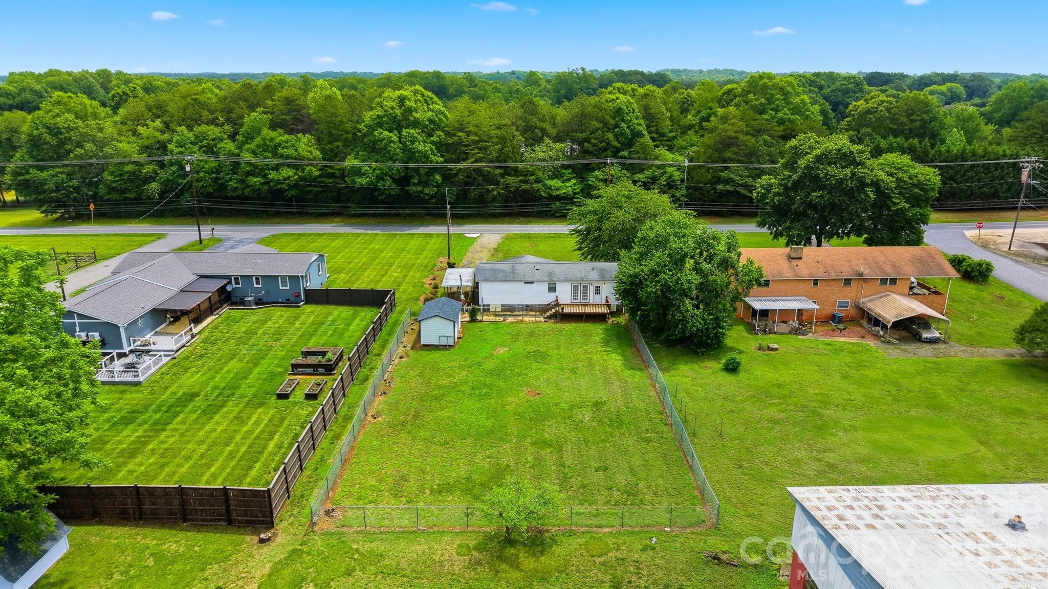 3617 Sulphur Springs Road Northeast Hickory, NC 28601 - Photo 29 of 35