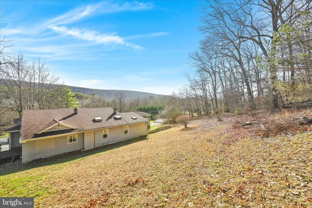 $239,900 | 225 Owl Creek Road, Tamaqua, PA 18252