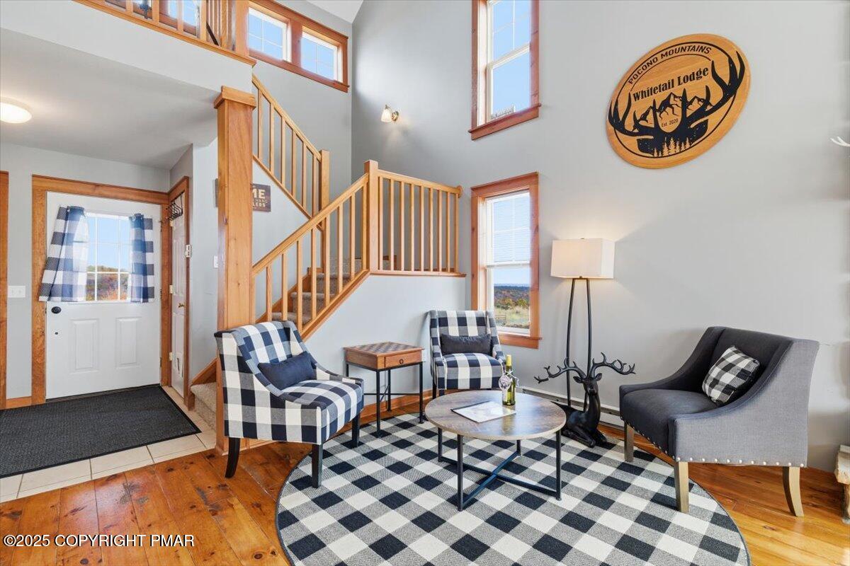 557 Upper Deer Valley Road Tannersville, PA 18372 - Photo 6 of 47 a lamp on a table and a rug