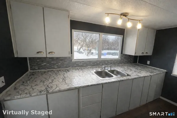 $53,000 | 2 Montauk Road, East Hartford, CT 06118