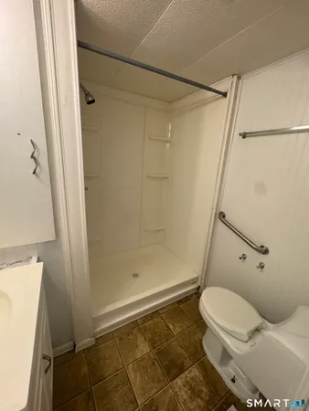 $53,000 | 2 Montauk Road, East Hartford, CT 06118