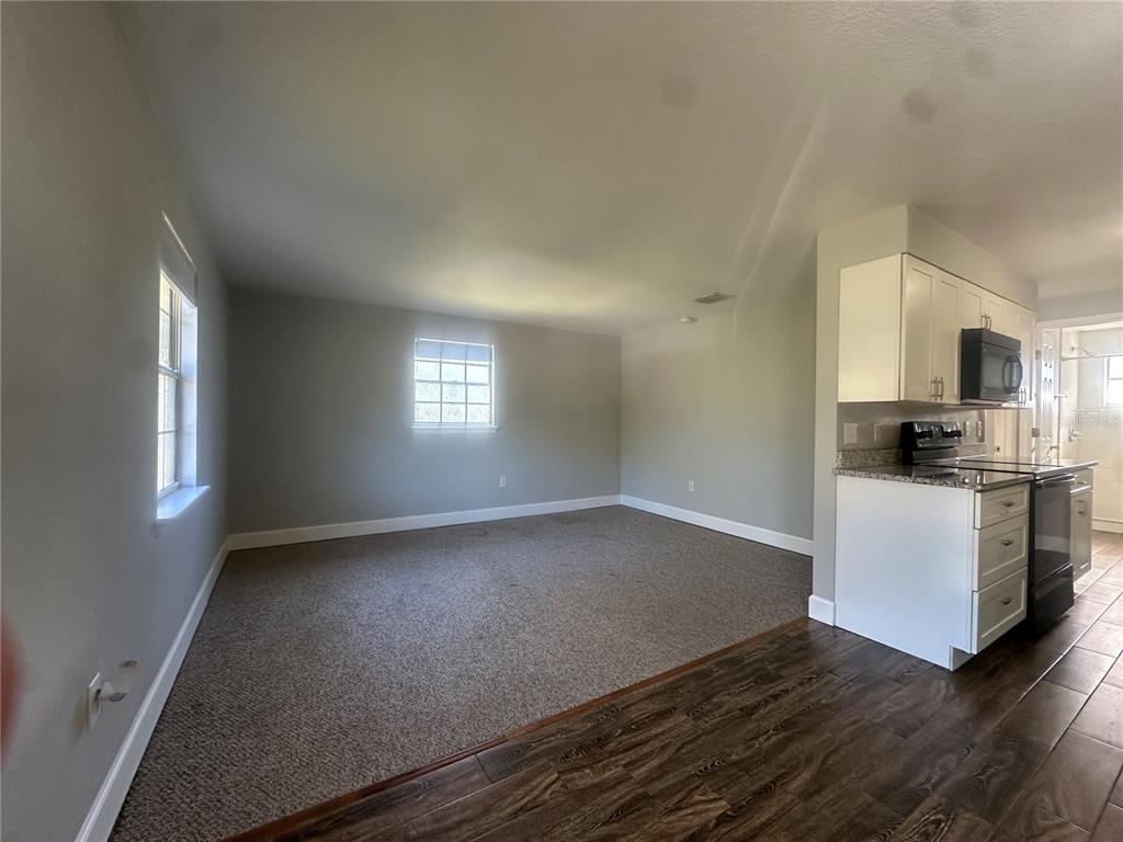 306 Lake Millsite Road, Unit 7 Bartow, FL 33830 - Photo 2 of 9