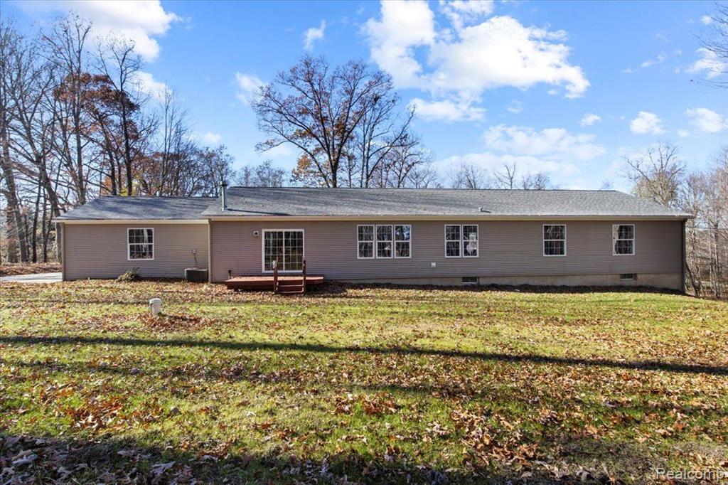 9220 Oak Grove Road Howell, MI 48855 - Photo 33 of 39