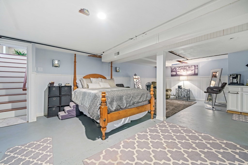 265 Regan Road Somerset, MA 02726 - Photo 21 of 39 Gallery Image 21