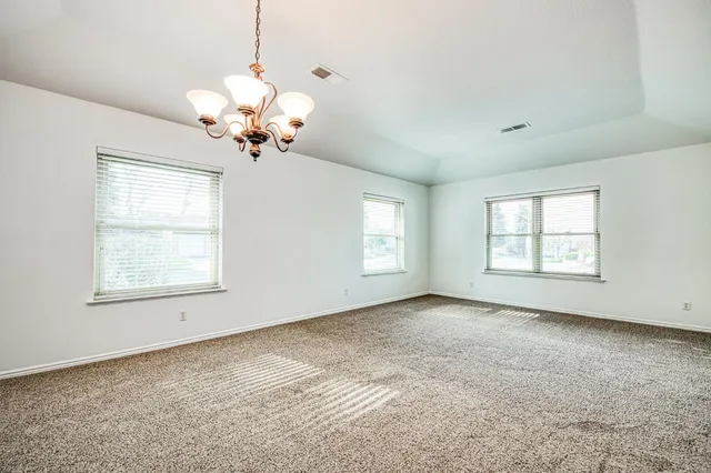 $485,000 | 8166 North Raisina Avenue, Fresno, CA 93720