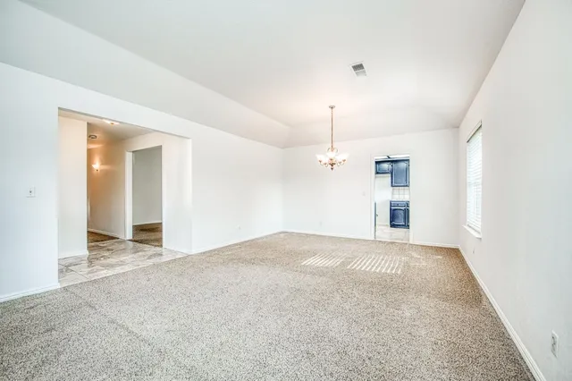 $485,000 | 8166 North Raisina Avenue, Fresno, CA 93720