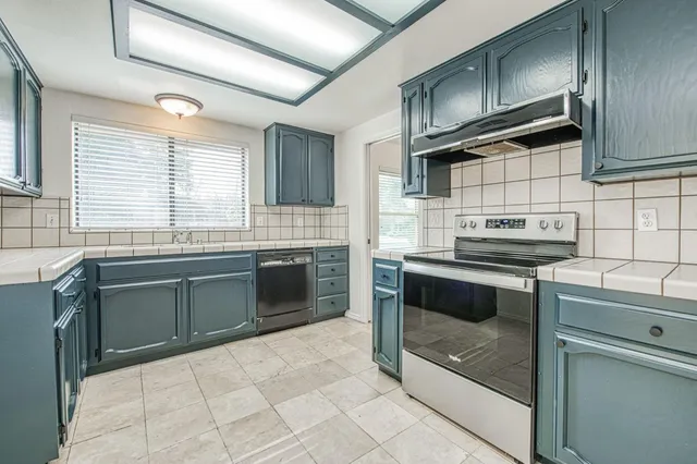 $485,000 | 8166 North Raisina Avenue, Fresno, CA 93720