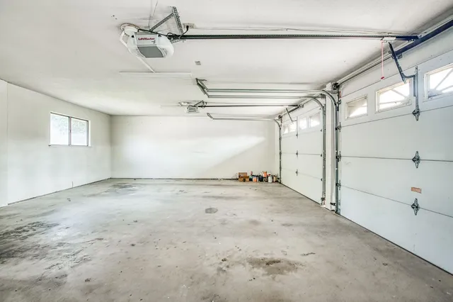 $485,000 | 8166 North Raisina Avenue, Fresno, CA 93720