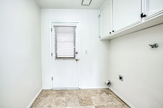 $485,000 | 8166 North Raisina Avenue, Fresno, CA 93720