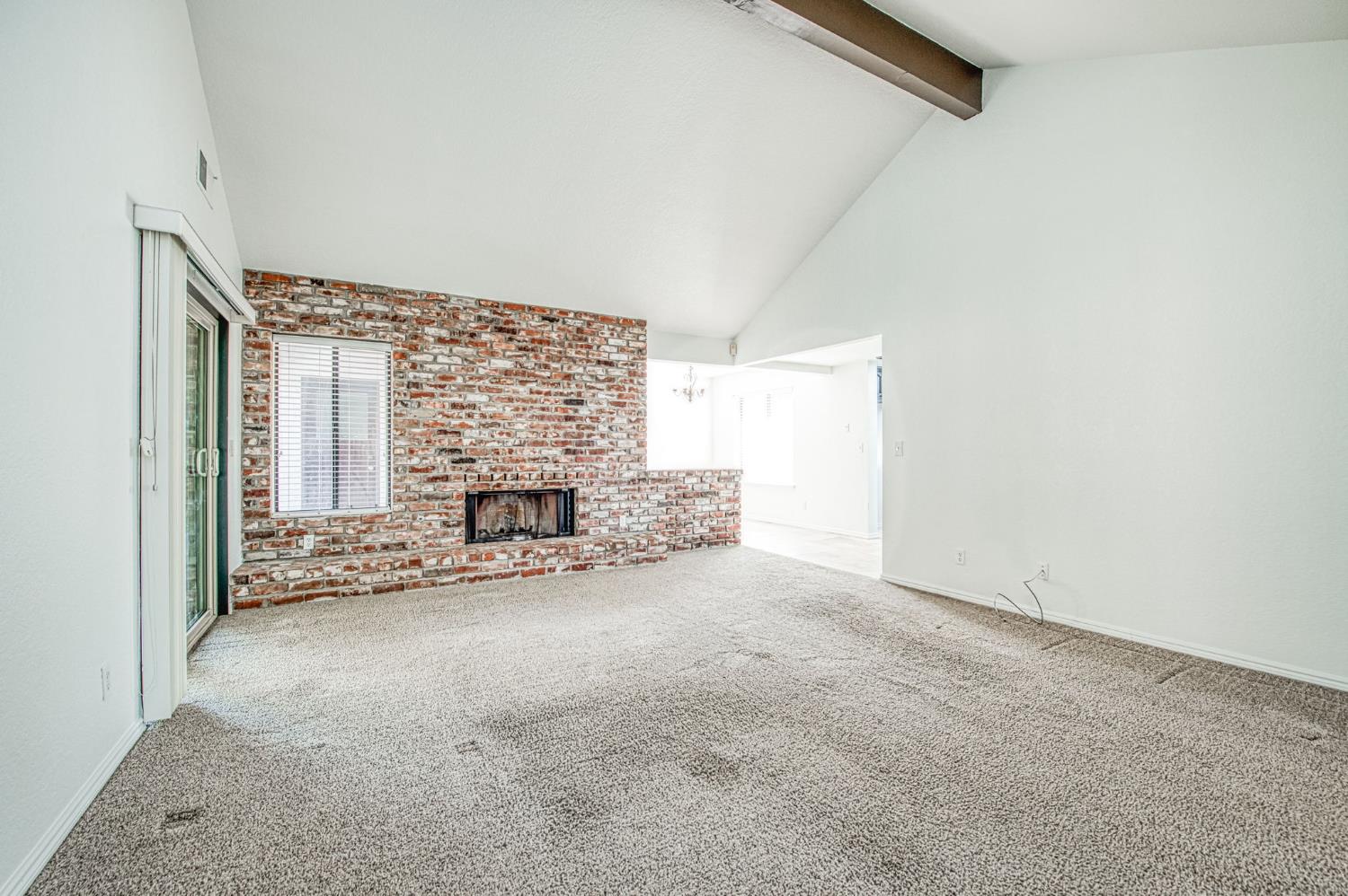 8166 North Raisina Avenue Fresno, CA 93720 - Photo 25 of 40