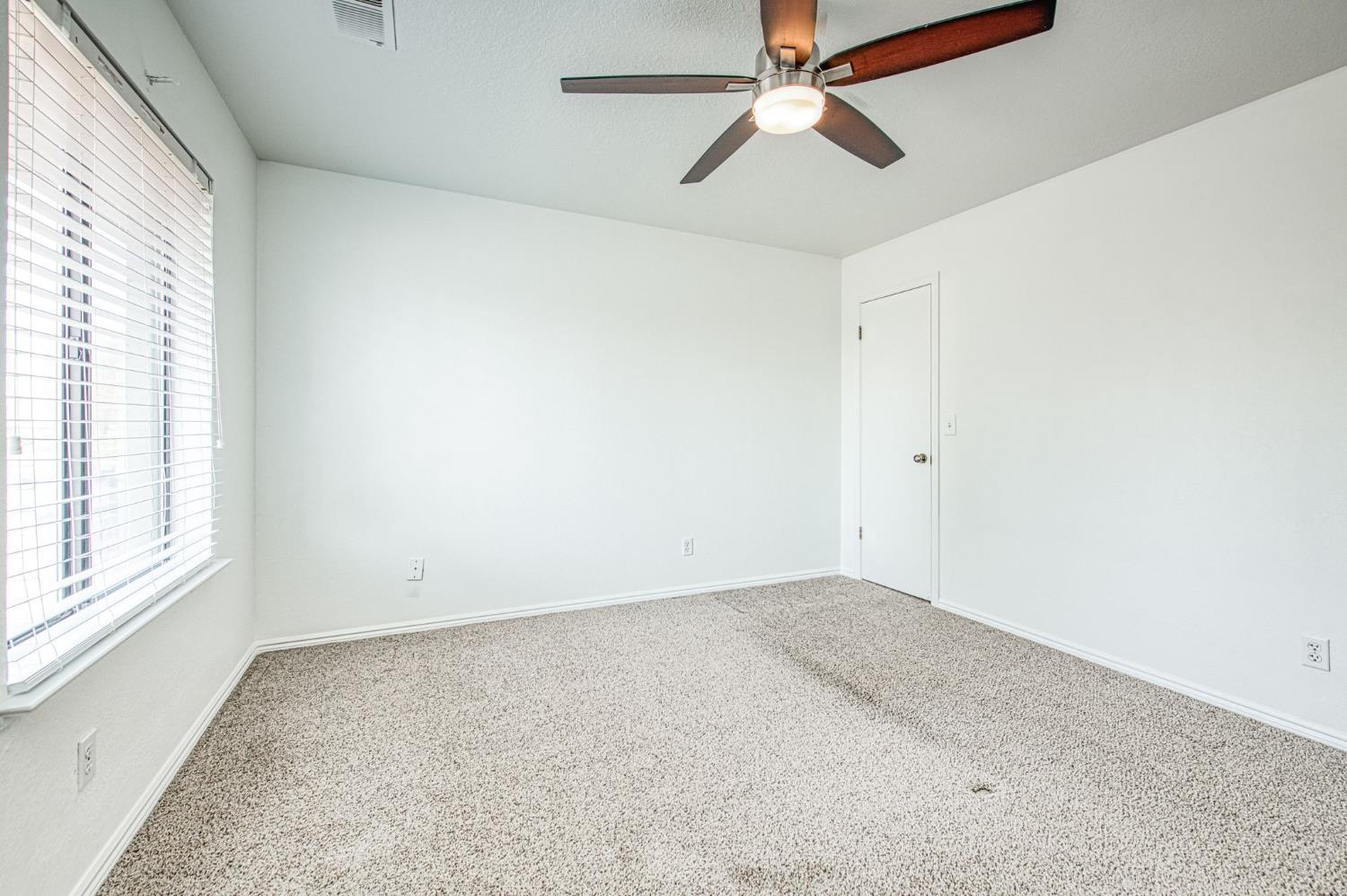 8166 North Raisina Avenue Fresno, CA 93720 - Photo 31 of 40