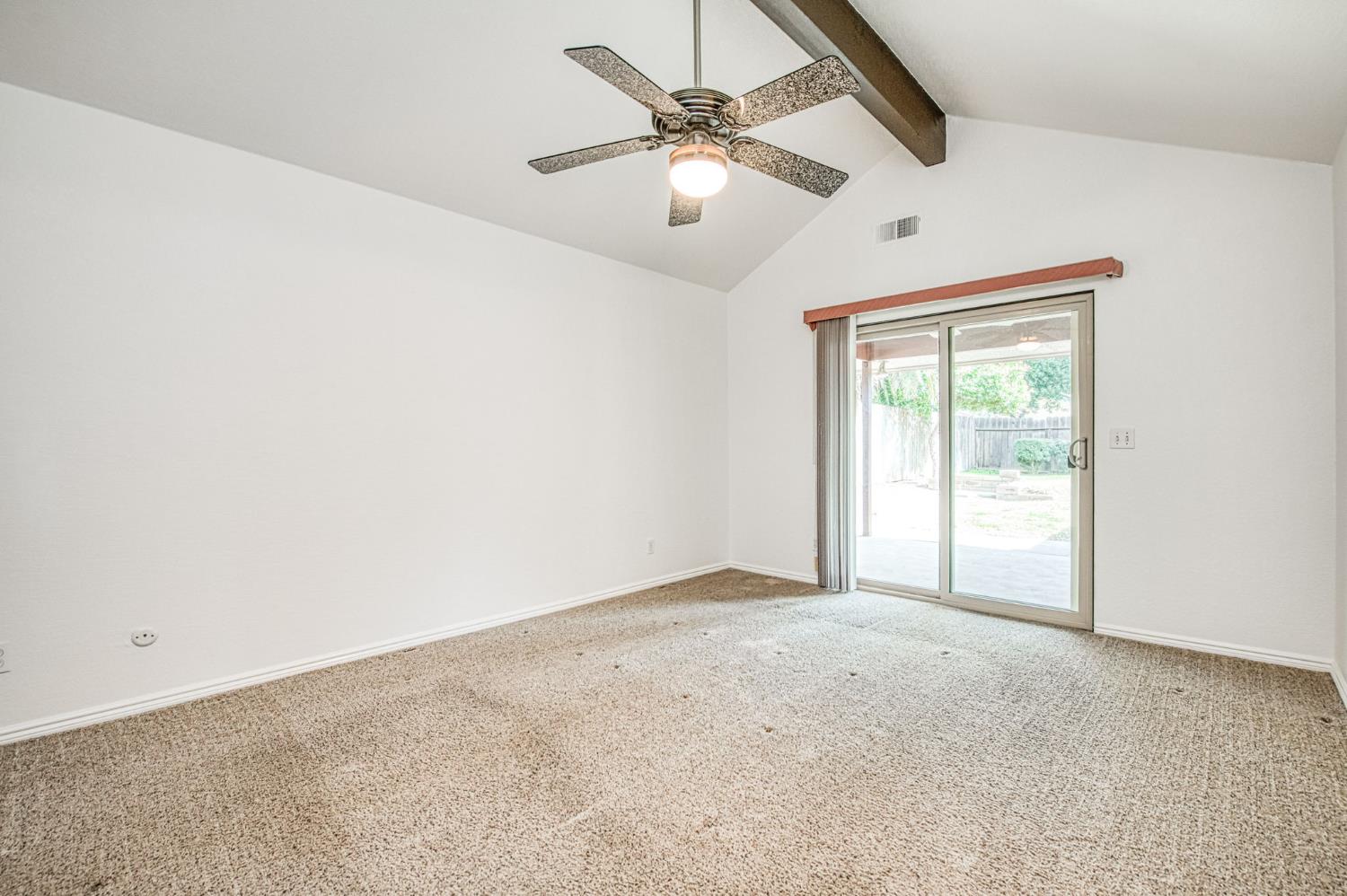 8166 North Raisina Avenue Fresno, CA 93720 - Photo 32 of 40