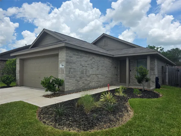 $1,850 | 314 Riverwood Village Lane, Sealy, TX 77474