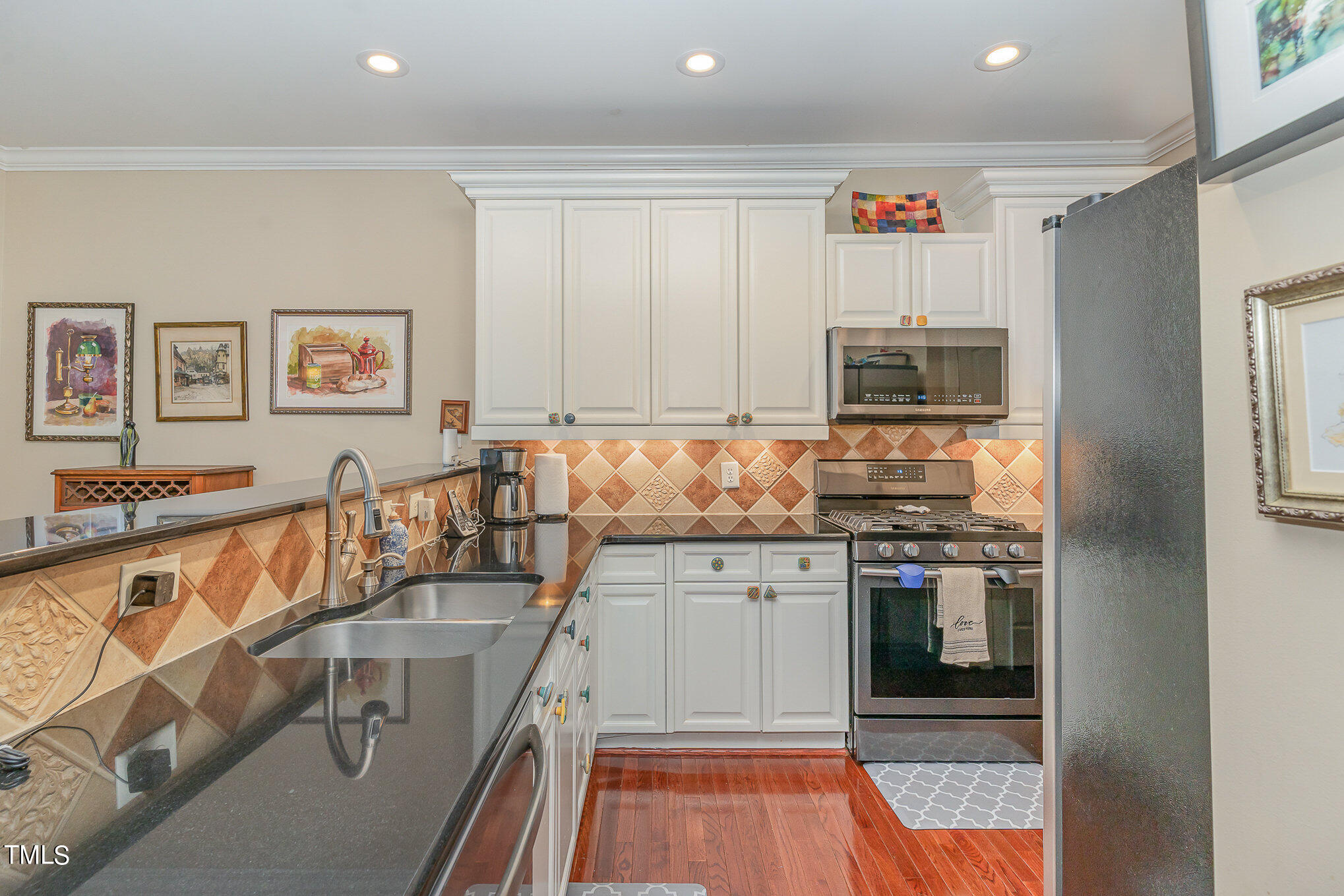 1174 Haynes Street Raleigh, NC 27604 - Photo 10 of 24 010_dsc00026-edit