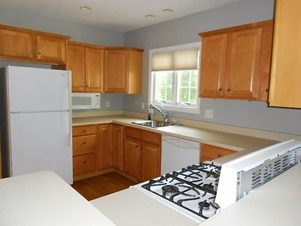 350 Old Barnstable Road, Unit 3 Falmouth, MA 02536 - Photo 3 of 19 Gallery Image 3
