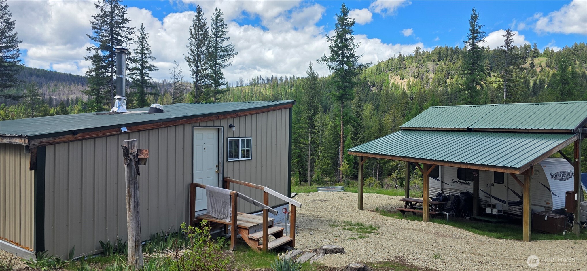 790 Bonaparte Lake Road Tonasket, WA 98855 - Photo 1 of 38