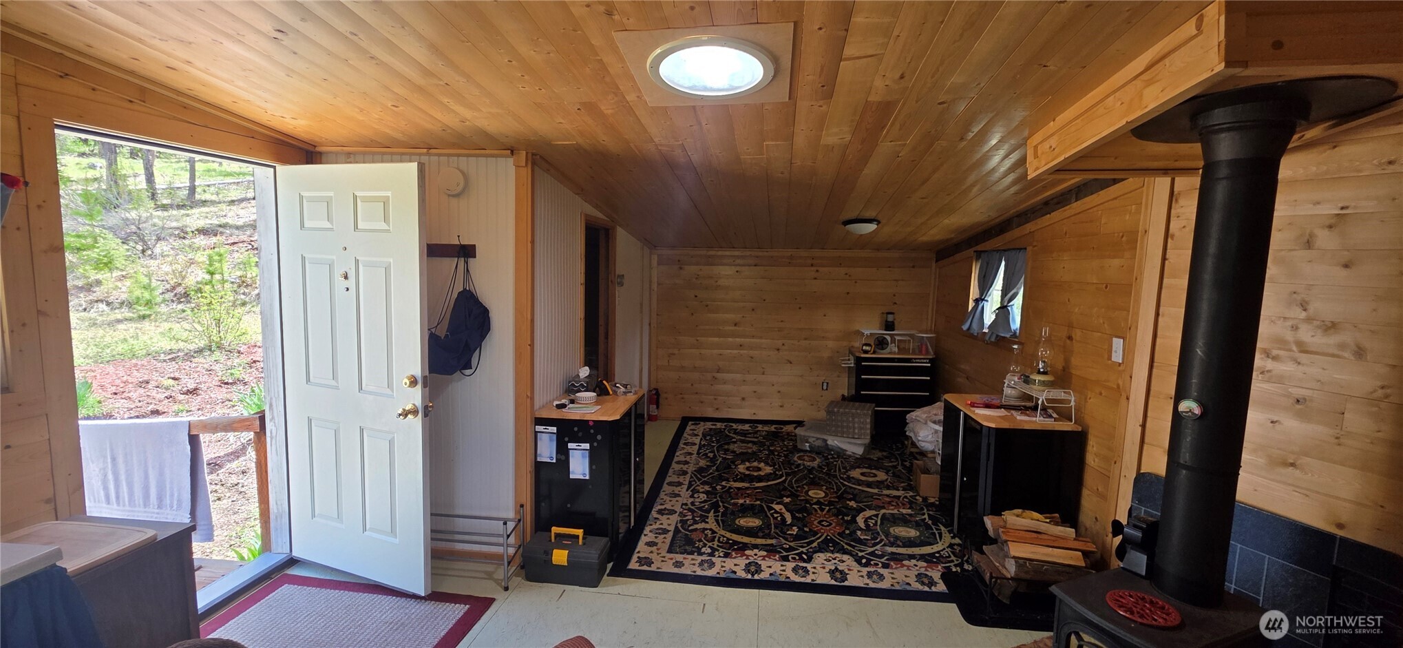 790 Bonaparte Lake Road Tonasket, WA 98855 - Photo 7 of 38