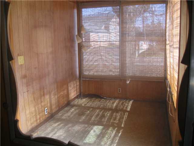 6183 Linworth Road Columbus, OH 43085 - Photo 4 of 5