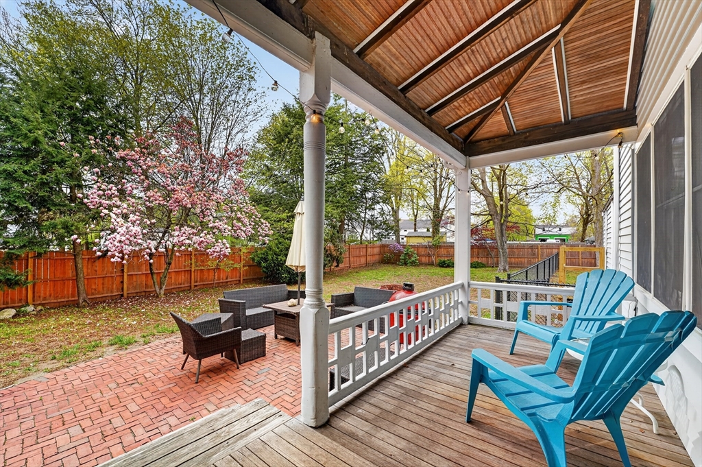 16 Central Street Ashland, MA 01721 - Photo 4 of 39