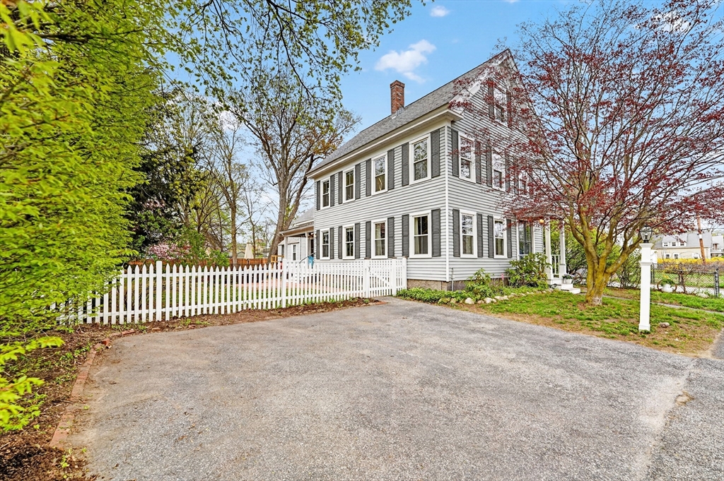 16 Central Street Ashland, MA 01721 - Photo 6 of 39