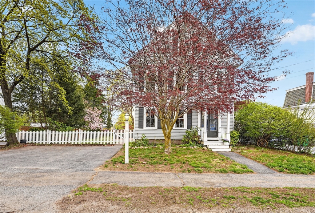 16 Central Street Ashland, MA 01721 - Photo 8 of 39