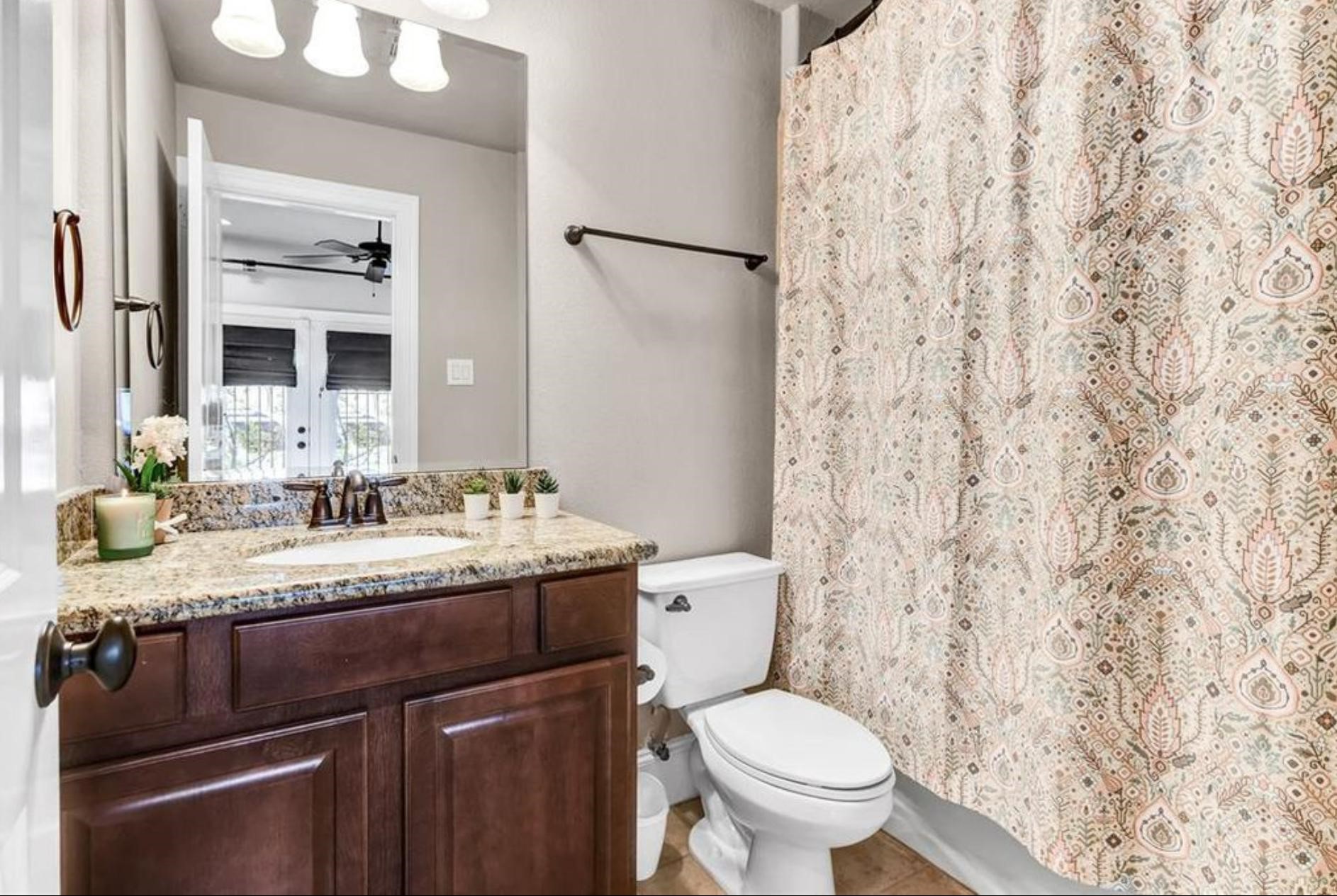 5307 Lillian Street, Unit A Houston, TX 77007 - Photo 7 of 28