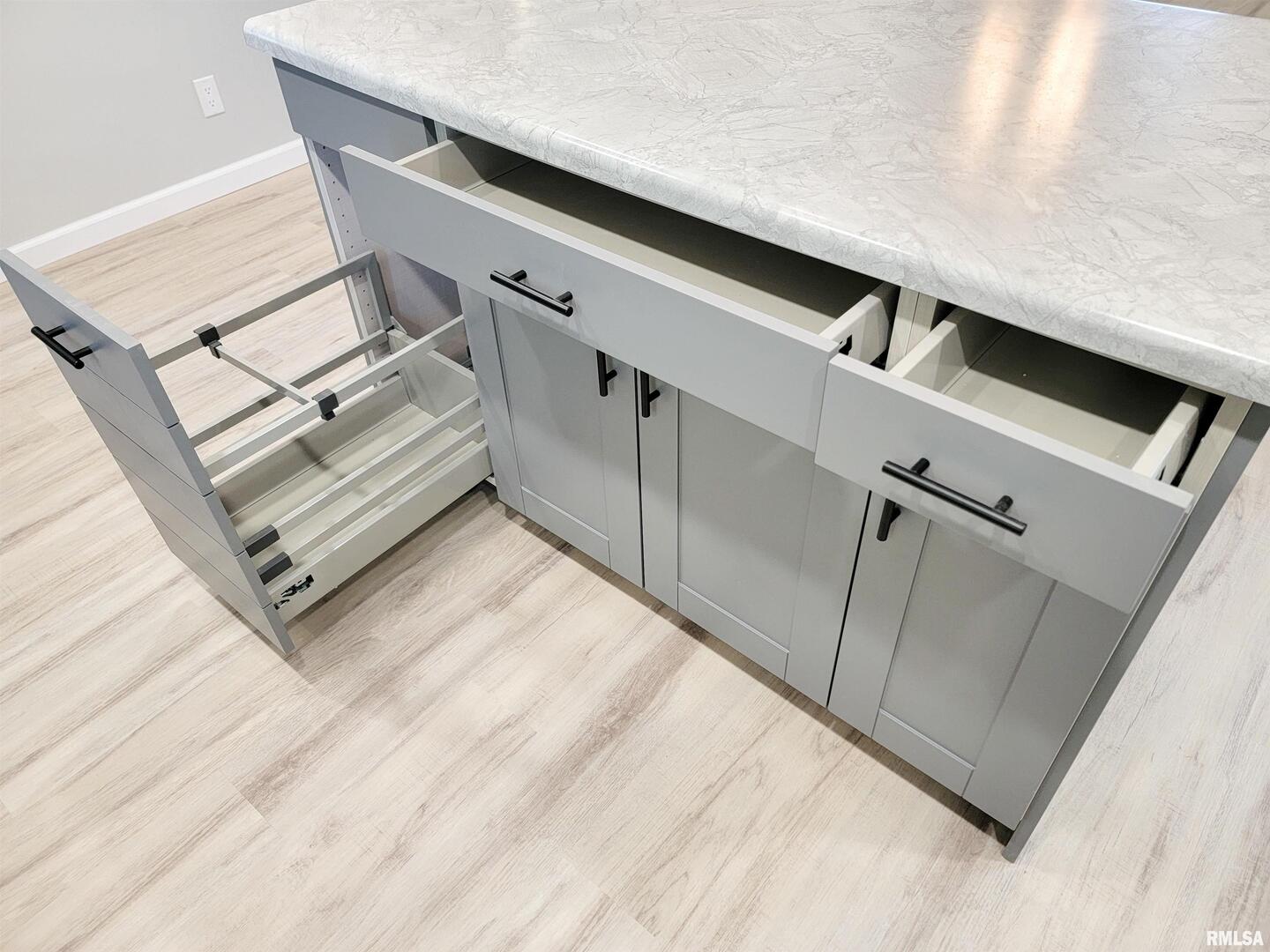 306 Bible Street Flora, IL 62839 - Photo 22 of 88