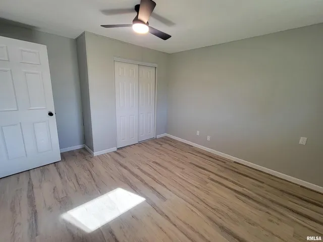 $159,999 | 306 Bible Street, Flora, IL 62839