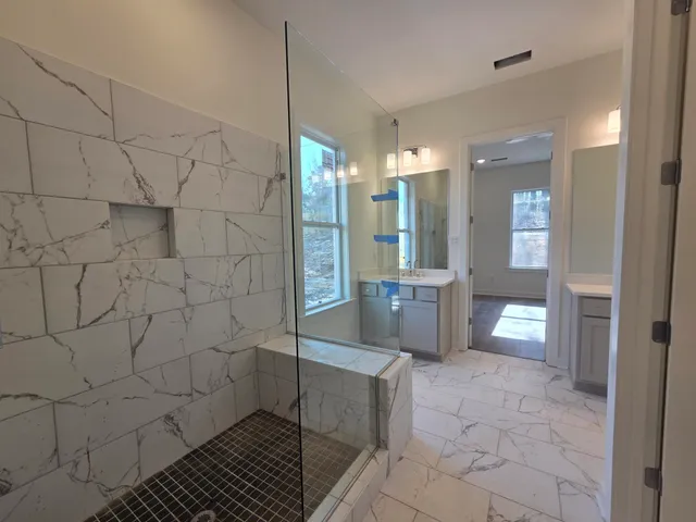 $399,950 | 125 Live Oak Cove, Oakland, TN 38060