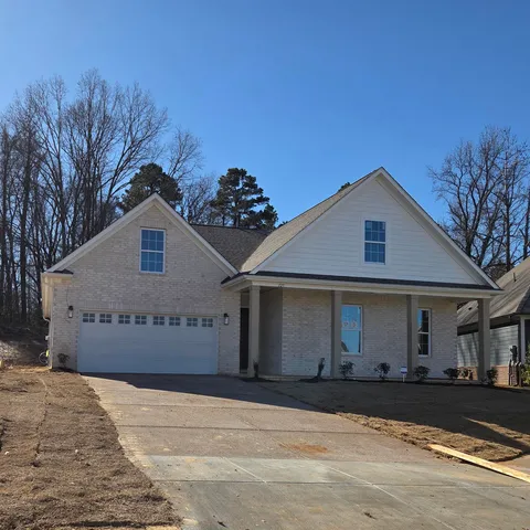 $399,950 | 125 Live Oak Cove, Oakland, TN 38060