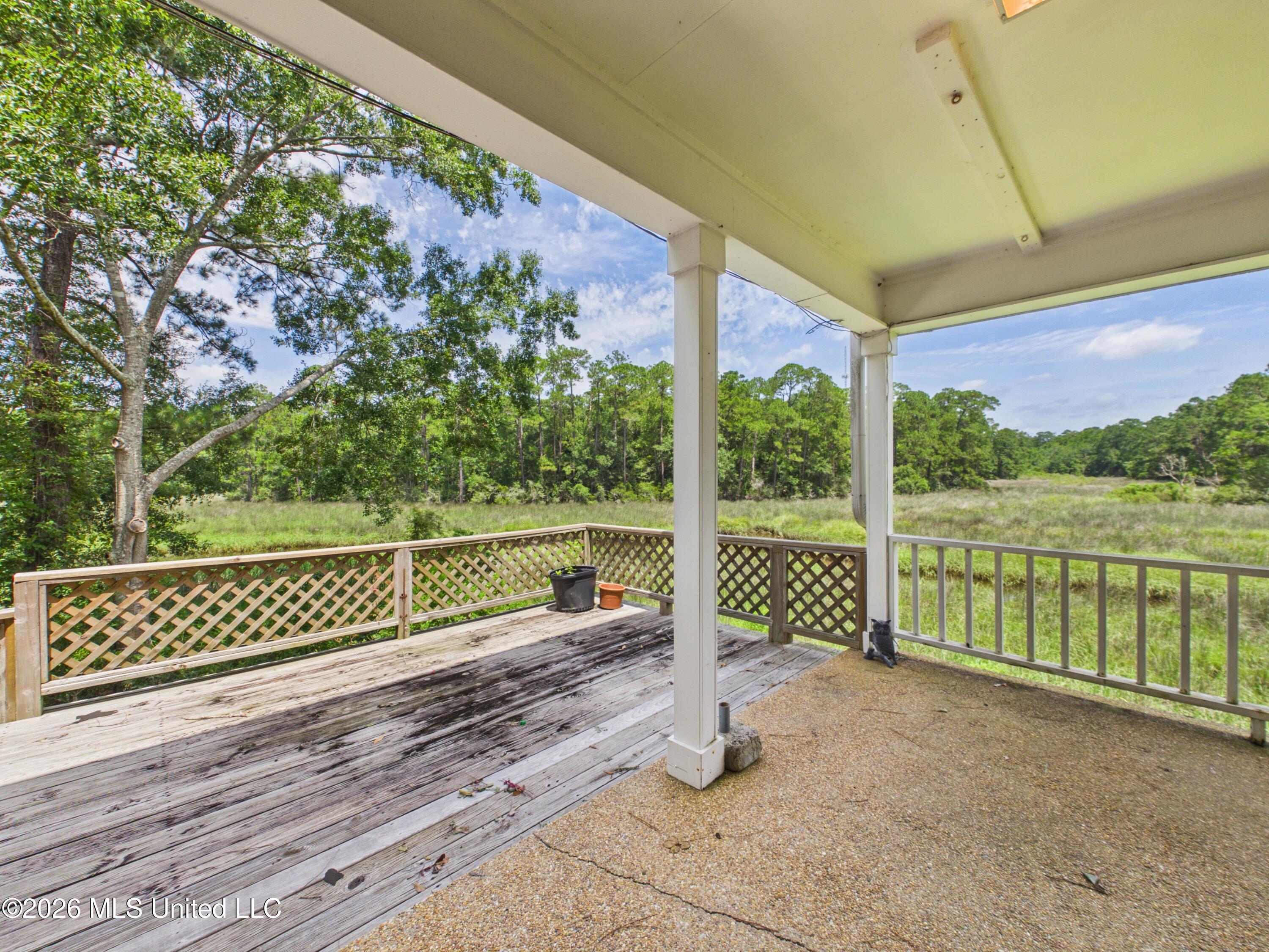 1068 Conley Circle Ocean Springs, MS 39564 - Photo 34 of 41 CAM04449G0-PR0046-STILL044