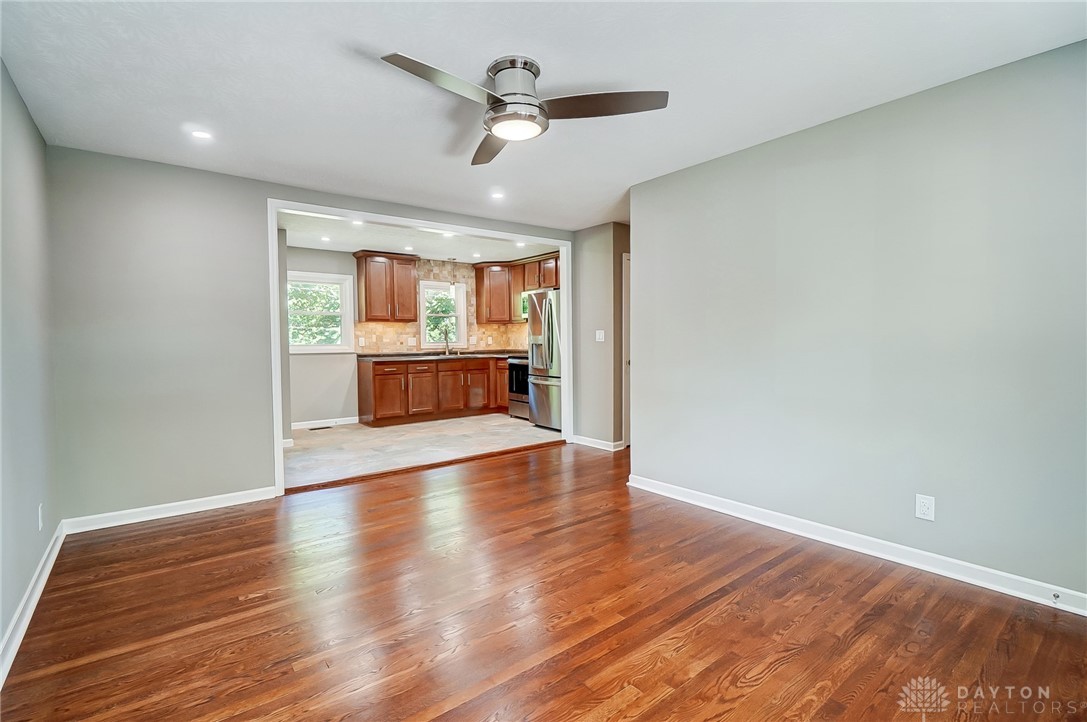 1369 Falke Drive Riverside, OH 45432 - Photo 7 of 44