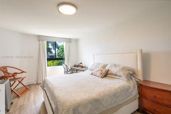 $1,630,000 | 141 Crandon Boulevard, Unit 431, Key Biscayne, FL 33149