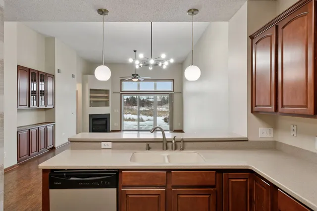 $359,900 | 18893 97th Place North, Maple Grove, MN 55311