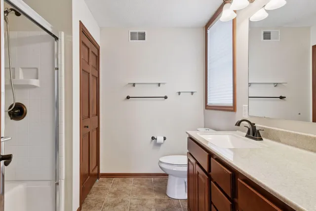 $359,900 | 18893 97th Place North, Maple Grove, MN 55311