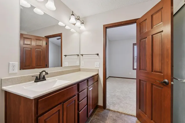 $359,900 | 18893 97th Place North, Maple Grove, MN 55311