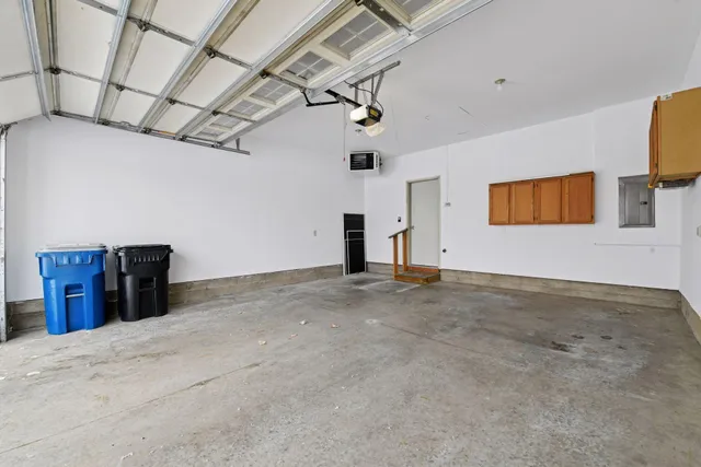 $359,900 | 18893 97th Place North, Maple Grove, MN 55311