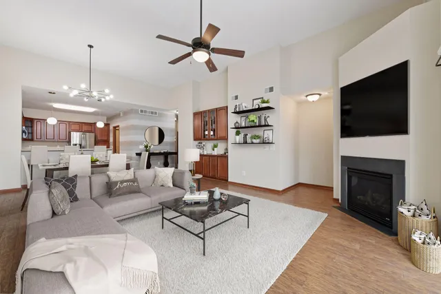 $359,900 | 18893 97th Place North, Maple Grove, MN 55311