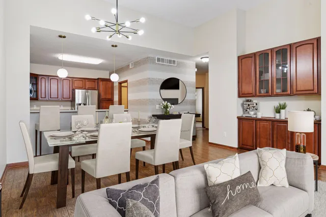 $359,900 | 18893 97th Place North, Maple Grove, MN 55311