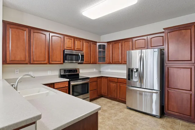 $359,900 | 18893 97th Place North, Maple Grove, MN 55311