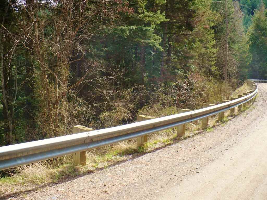 3985 Cedar Bay Road Loon Lake, WA 99148 - Photo 3 of 11 Gallery Image 3