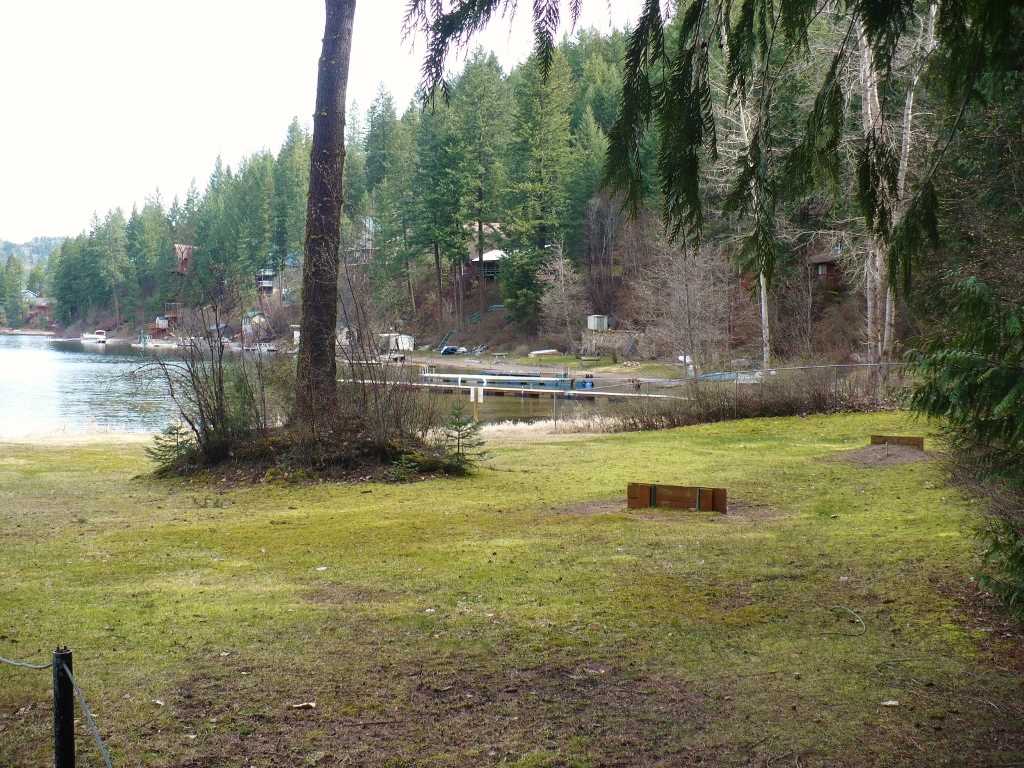 3985 Cedar Bay Road Loon Lake, WA 99148 - Photo 8 of 11 Gallery Image 8